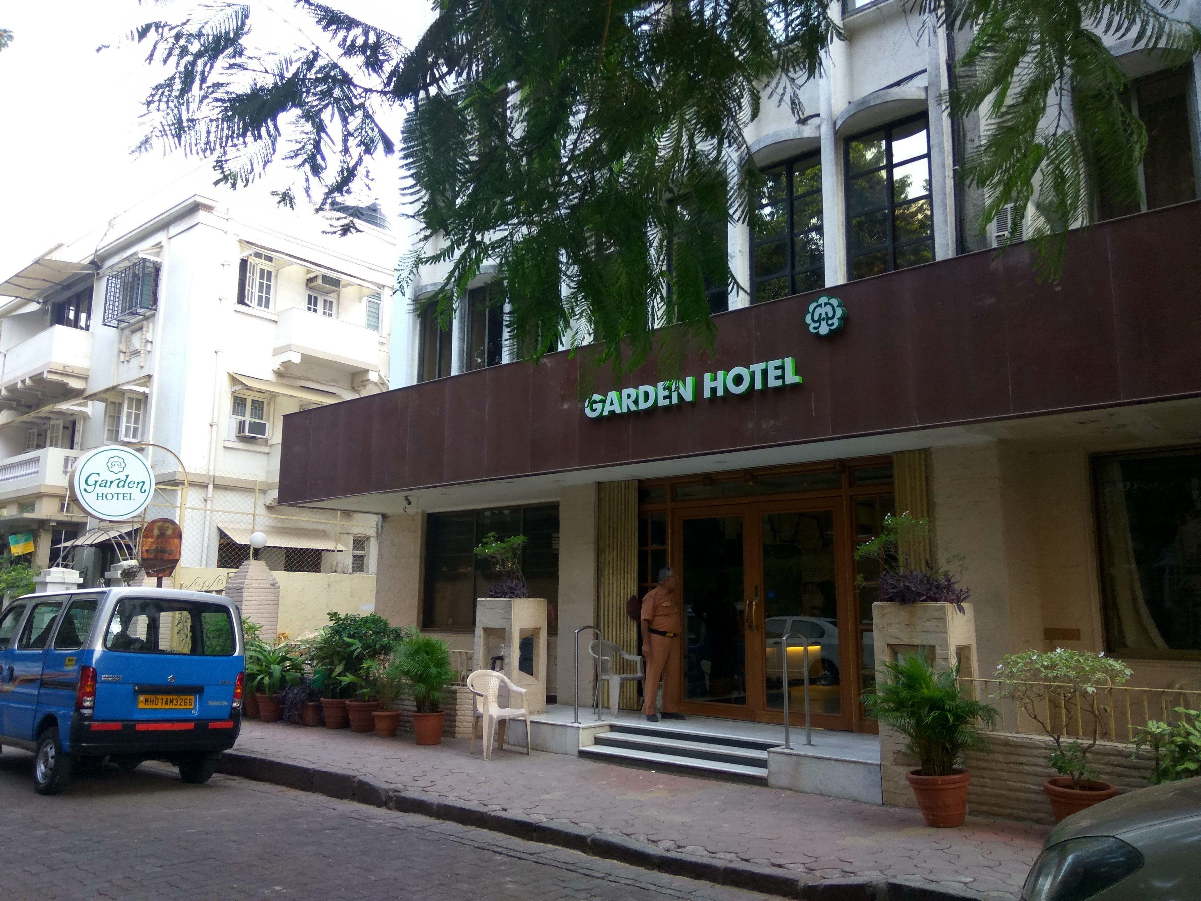 Garden Hotel — Photos 1